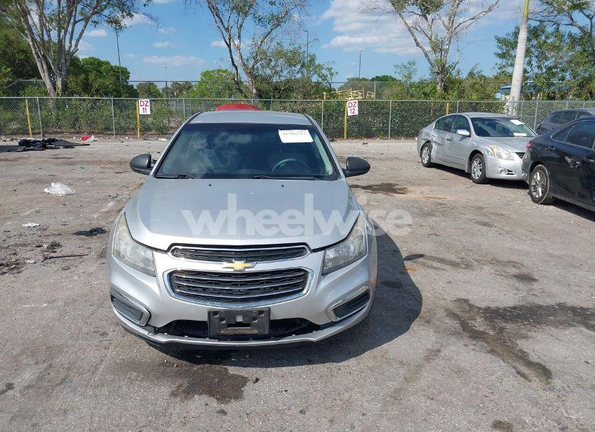 Photo 13 of 2015 Chevrolet Cruze LS AUTO (VIN 1G1PA5SG4F7257884)
