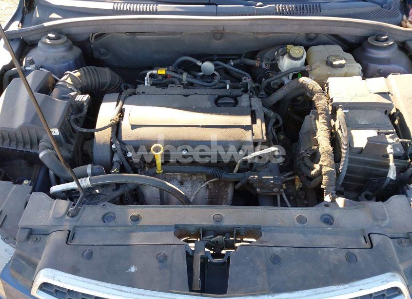 Photo 10 of 2013 Chevrolet Cruze LS AUTO (VIN 1G1PA5SG5D7154423)