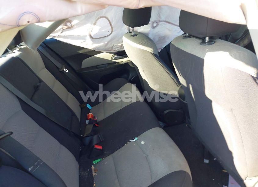 Photo 8 of 2013 Chevrolet Cruze LS AUTO (VIN 1G1PA5SG5D7154423)