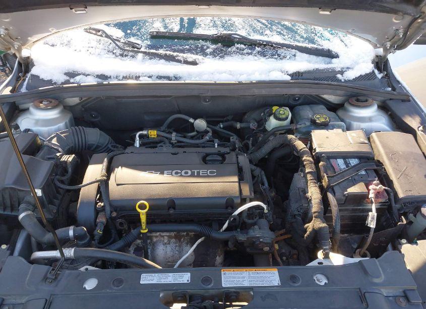 Photo 10 of 2013 Chevrolet Cruze LS AUTO (VIN 1G1PA5SG5D7191472)