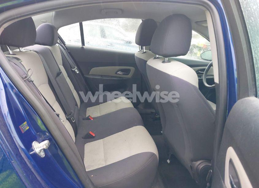 Photo 8 of 2013 Chevrolet Cruze LS AUTO (VIN 1G1PA5SG5D7222140)