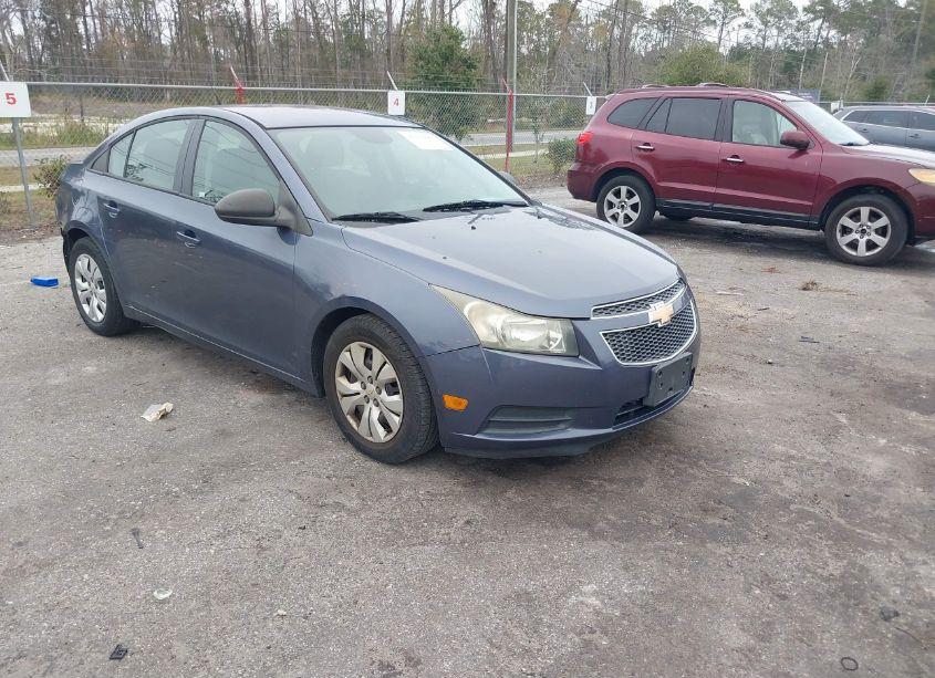 2013 Chevrolet Cruze LS AUTO (VIN 1G1PA5SG5D7244767) main photo