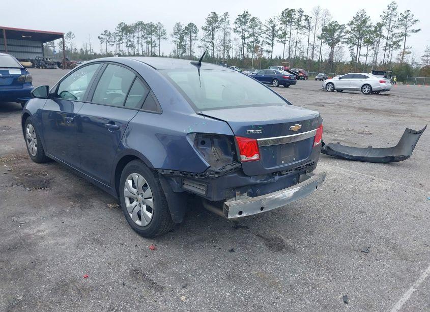 Photo 3 of 2013 Chevrolet Cruze LS AUTO (VIN 1G1PA5SG5D7244767)