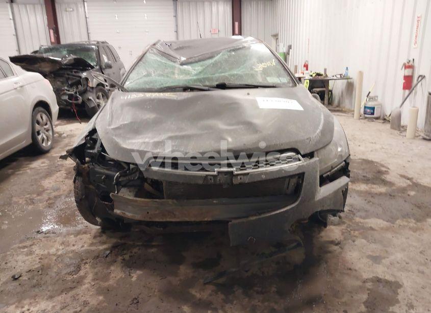 Photo 12 of 2013 Chevrolet Cruze LS AUTO (VIN 1G1PA5SG5D7277719)