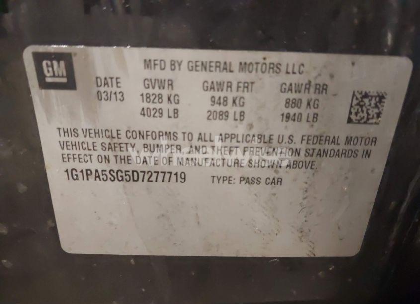 Photo 9 of 2013 Chevrolet Cruze LS AUTO (VIN 1G1PA5SG5D7277719)