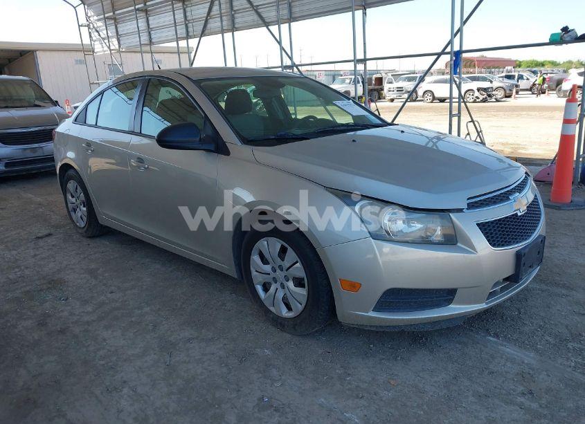 2014 Chevrolet Cruze LS AUTO (VIN 1G1PA5SG5E7116532) main photo