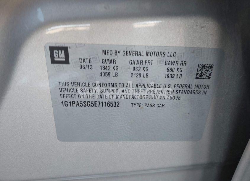 Photo 9 of 2014 Chevrolet Cruze LS AUTO (VIN 1G1PA5SG5E7116532)