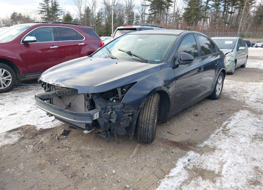 Photo 2 of 2014 Chevrolet Cruze LS AUTO (VIN 1G1PA5SG5E7445439)
