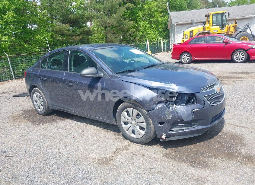 2014 Chevrolet Cruze LS AUTO (VIN 1G1PA5SG5E7450771) main photo