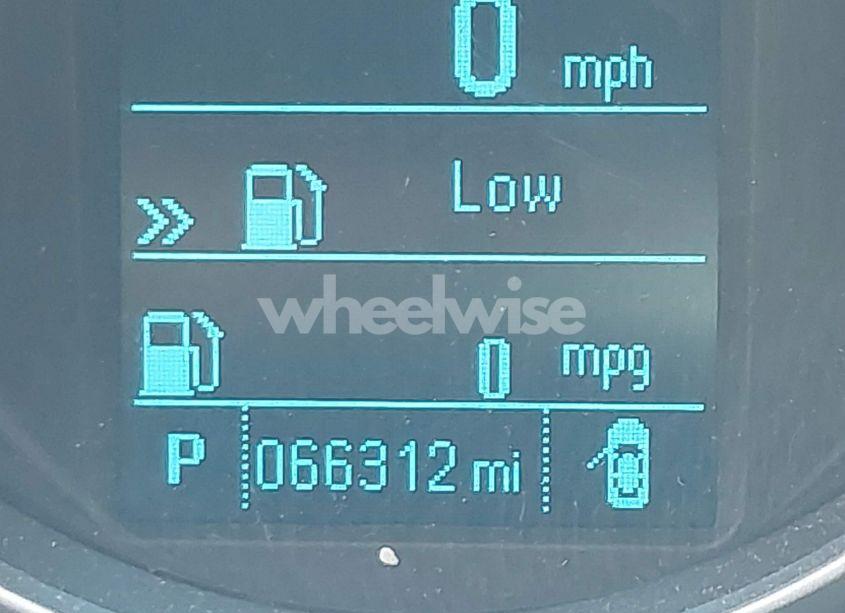 Photo 15 of 2014 Chevrolet Cruze LS AUTO (VIN 1G1PA5SG5E7450771)