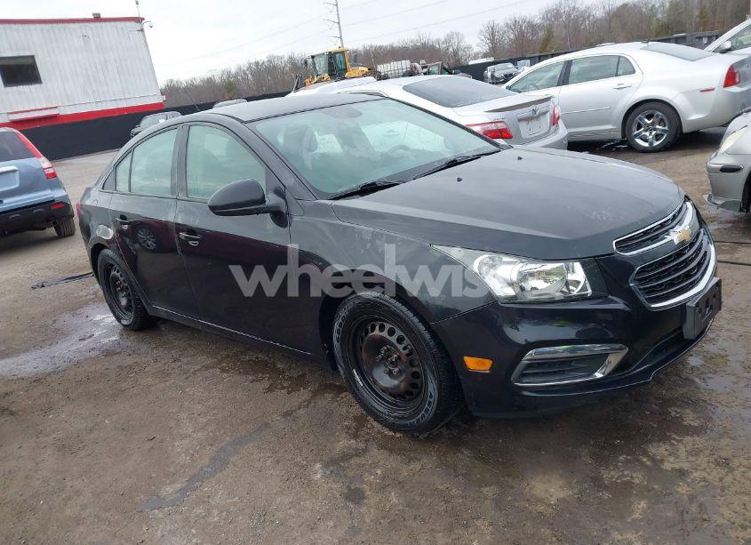 2015 Chevrolet Cruze LS AUTO (VIN 1G1PA5SG5F7292479) main photo