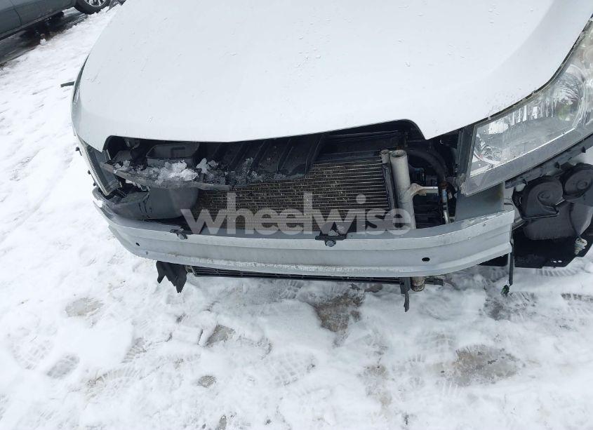 Photo 6 of 2013 Chevrolet Cruze LS AUTO (VIN 1G1PA5SG6D7102525)