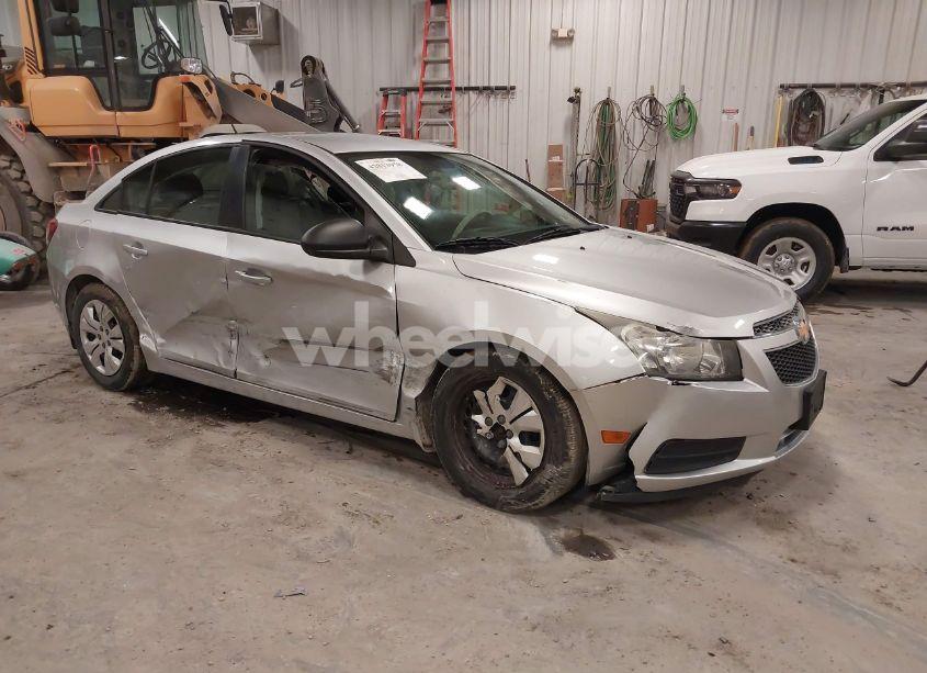 2013 Chevrolet Cruze LS AUTO (VIN 1G1PA5SG6D7105442) main photo