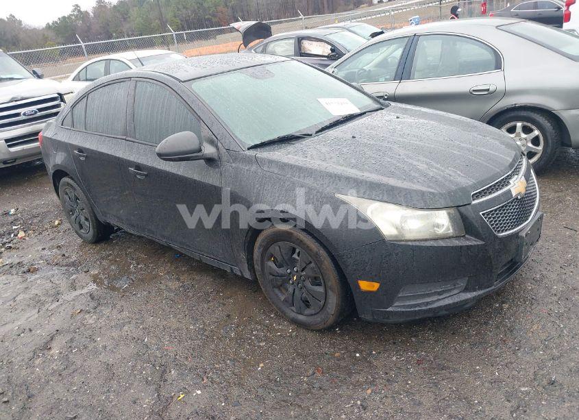 2013 Chevrolet Cruze LS AUTO (VIN 1G1PA5SG6D7232885) main photo