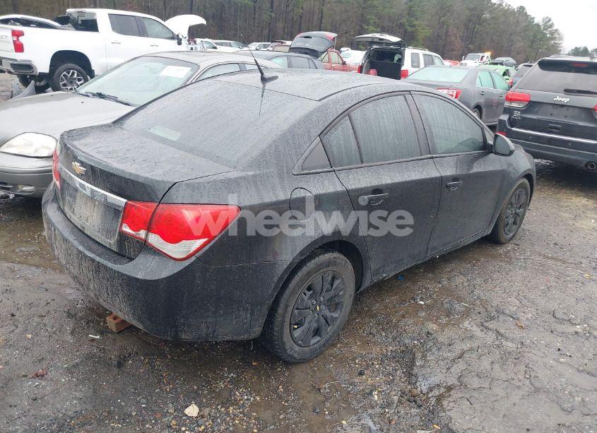 Photo 4 of 2013 Chevrolet Cruze LS AUTO (VIN 1G1PA5SG6D7232885)