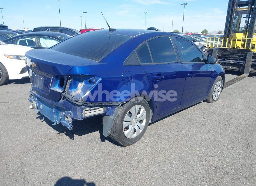 Photo 4 of 2013 Chevrolet Cruze LS AUTO (VIN 1G1PA5SG6D7263554)