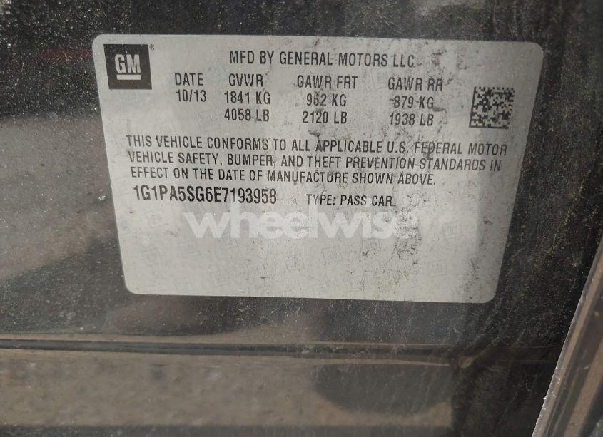 Photo 9 of 2014 Chevrolet Cruze LS AUTO (VIN 1G1PA5SG6E7193958)