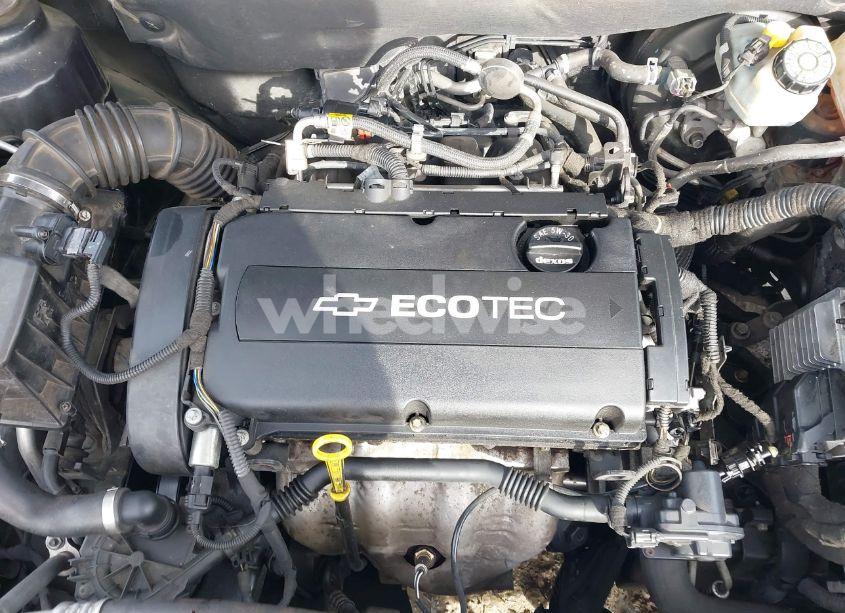 Photo 10 of 2014 Chevrolet Cruze LS AUTO (VIN 1G1PA5SG6E7195807)