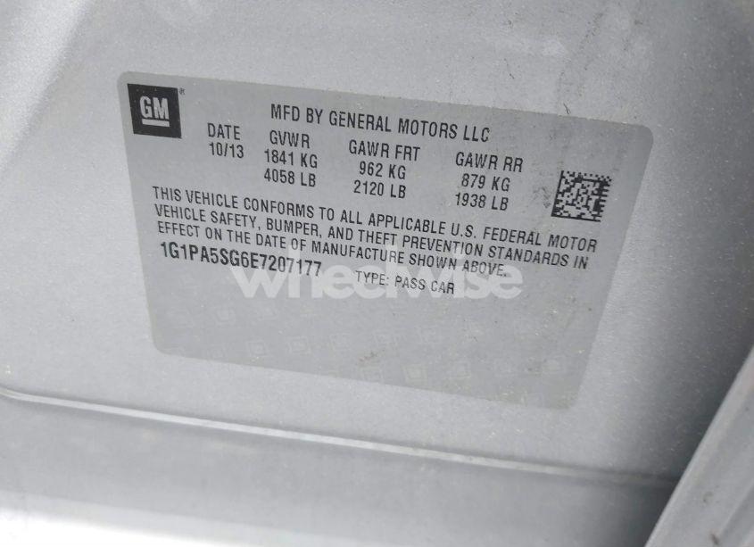 Photo 9 of 2014 Chevrolet Cruze LS AUTO (VIN 1G1PA5SG6E7207177)