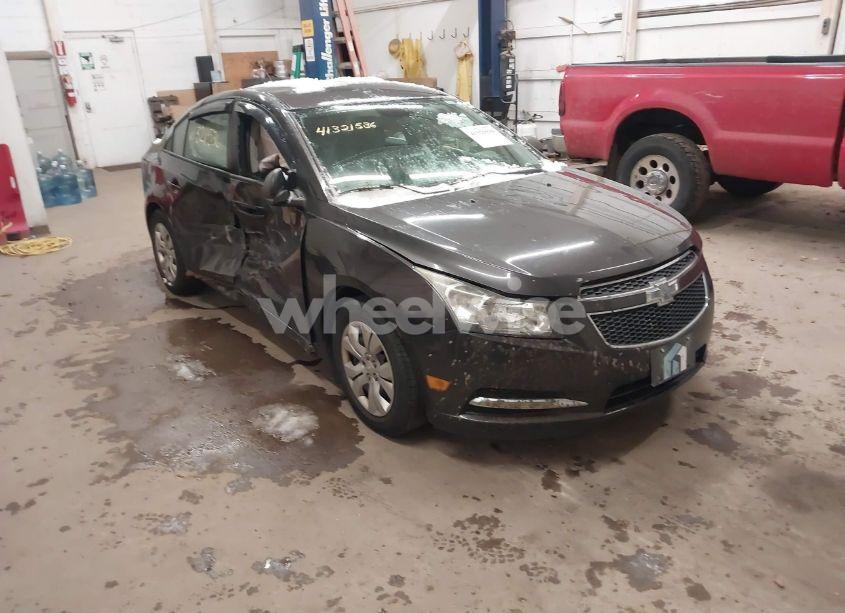 2014 Chevrolet Cruze LS AUTO (VIN 1G1PA5SG6E7227610) main photo