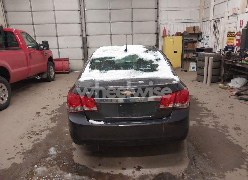 Photo 16 of 2014 Chevrolet Cruze LS AUTO (VIN 1G1PA5SG6E7227610)