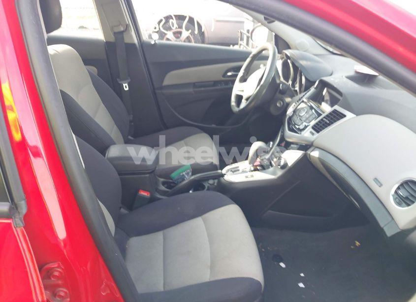 Photo 5 of 2014 Chevrolet Cruze LS AUTO (VIN 1G1PA5SG6E7350940)