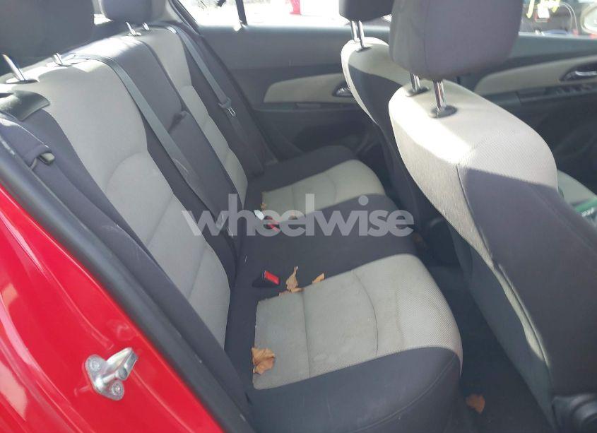 Photo 8 of 2014 Chevrolet Cruze LS AUTO (VIN 1G1PA5SG6E7350940)