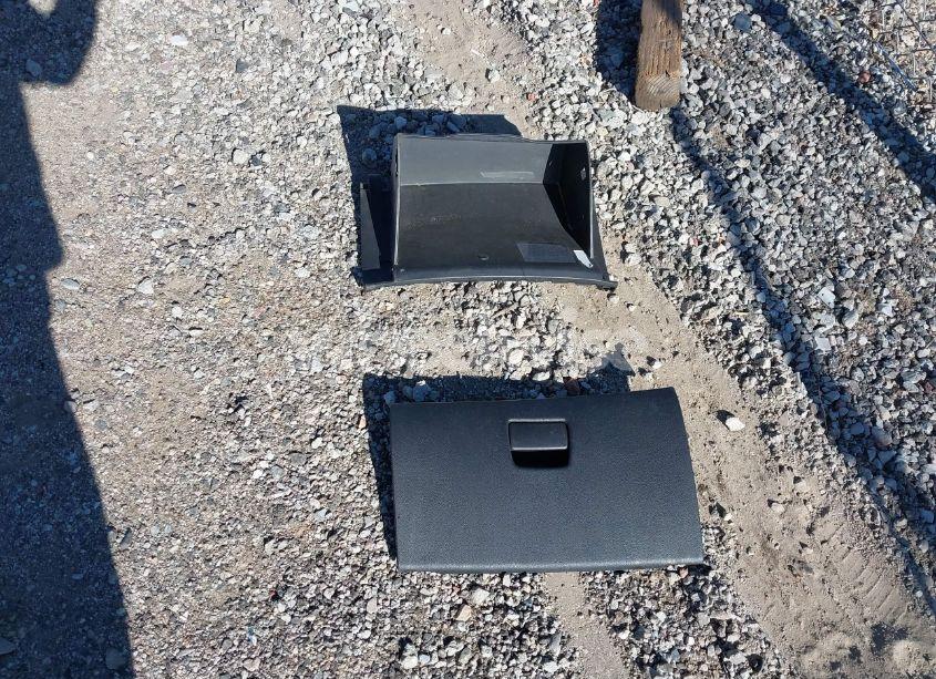 Photo 12 of 2014 Chevrolet Cruze LS AUTO (VIN 1G1PA5SG6E7449483)