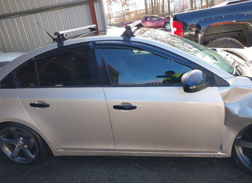 Photo 13 of 2014 Chevrolet Cruze LS AUTO (VIN 1G1PA5SG6E7467112)