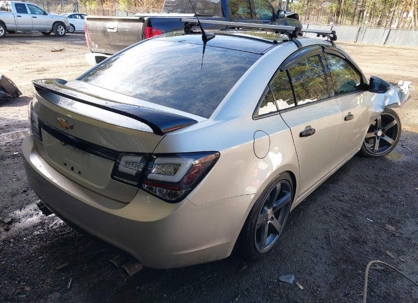 Photo 4 of 2014 Chevrolet Cruze LS AUTO (VIN 1G1PA5SG6E7467112)