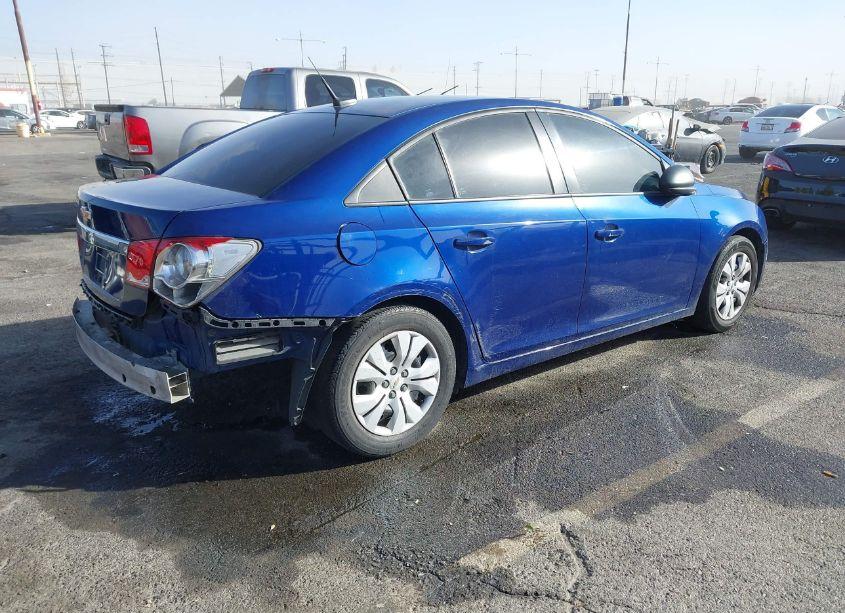 Photo 4 of 2013 Chevrolet Cruze LS AUTO (VIN 1G1PA5SG7D7121181)