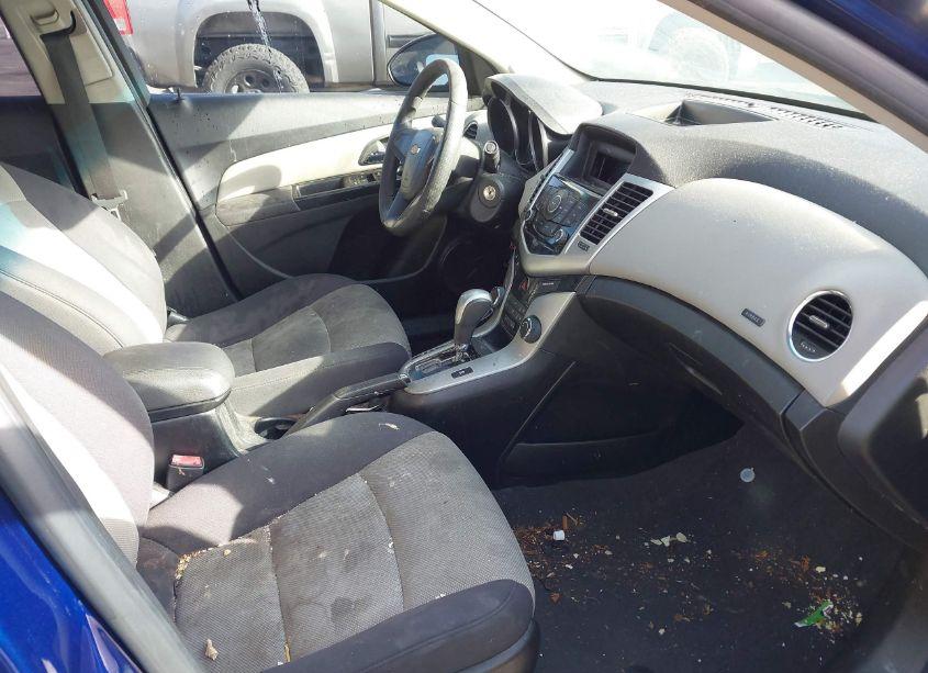 Photo 5 of 2013 Chevrolet Cruze LS AUTO (VIN 1G1PA5SG7D7121181)