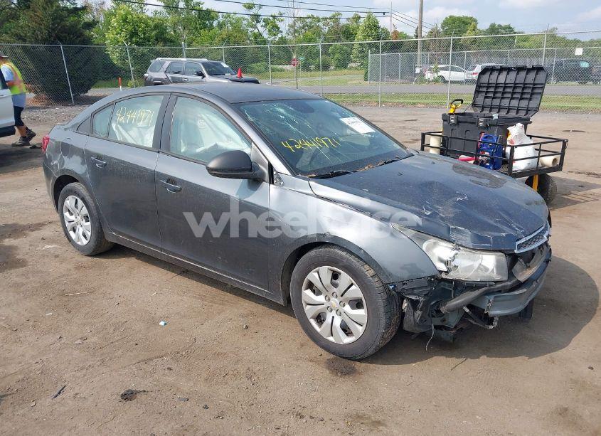 2013 Chevrolet Cruze LS AUTO (VIN 1G1PA5SG7D7173832) main photo