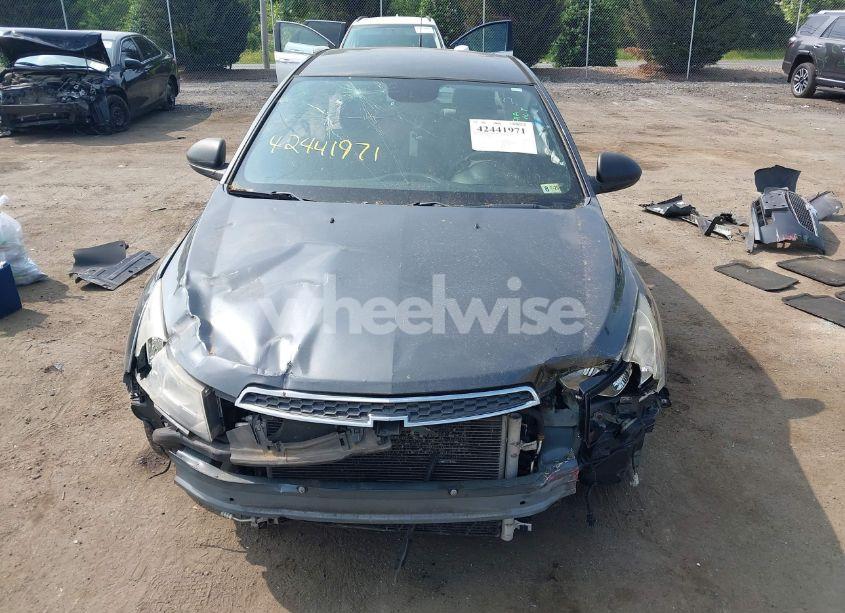 Photo 13 of 2013 Chevrolet Cruze LS AUTO (VIN 1G1PA5SG7D7173832)