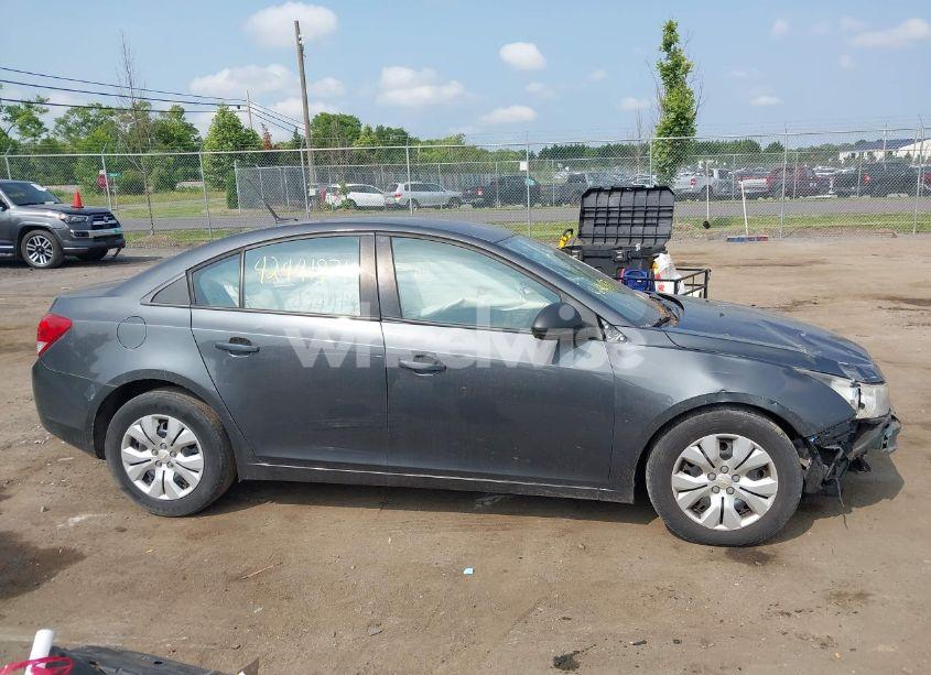 Photo 14 of 2013 Chevrolet Cruze LS AUTO (VIN 1G1PA5SG7D7173832)