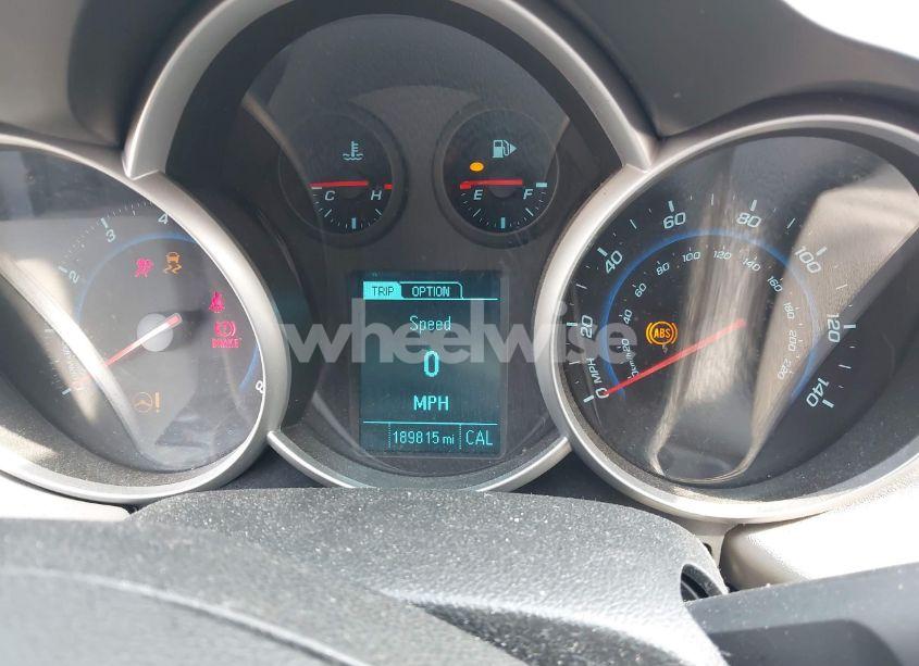 Photo 7 of 2013 Chevrolet Cruze LS AUTO (VIN 1G1PA5SG7D7173832)