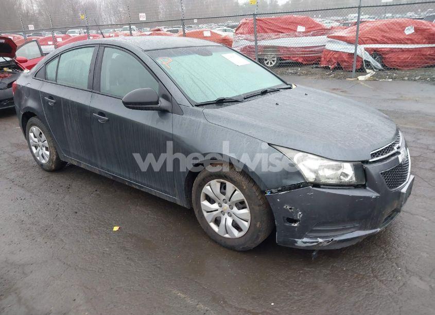 2013 Chevrolet Cruze LS AUTO (VIN 1G1PA5SG7D7200494) main photo