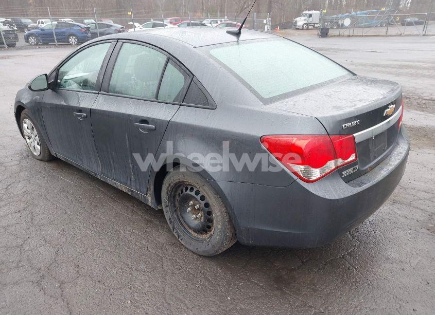 Photo 3 of 2013 Chevrolet Cruze LS AUTO (VIN 1G1PA5SG7D7200494)