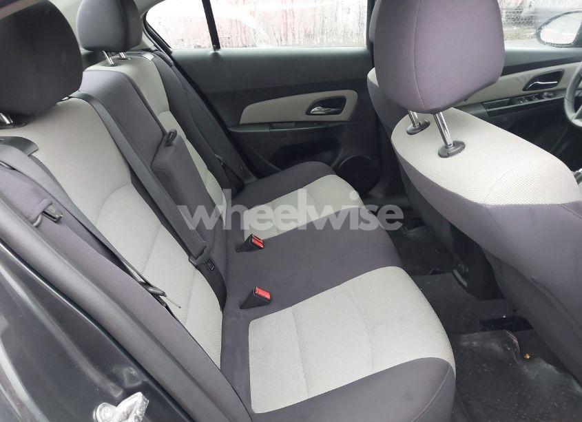 Photo 8 of 2013 Chevrolet Cruze LS AUTO (VIN 1G1PA5SG7D7200494)