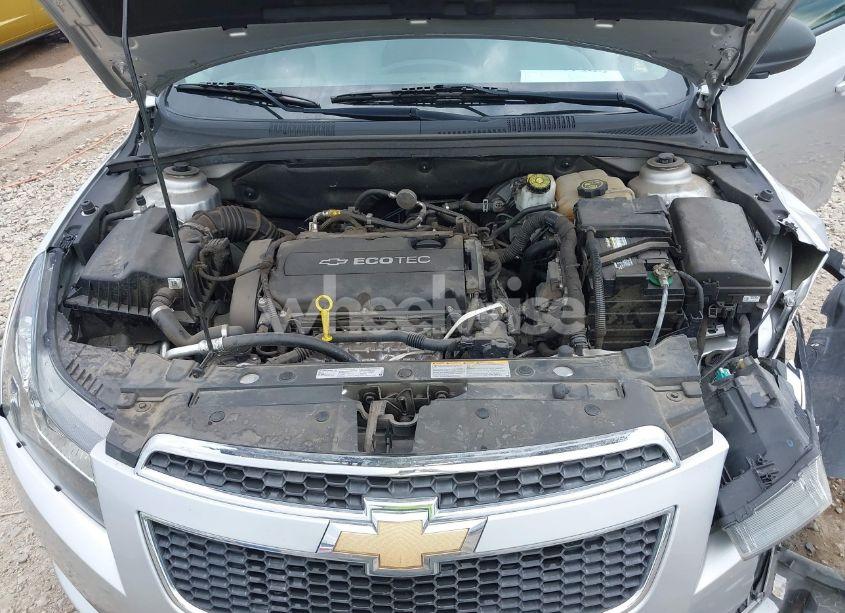 Photo 10 of 2014 Chevrolet Cruze LS AUTO (VIN 1G1PA5SG7E7154005)