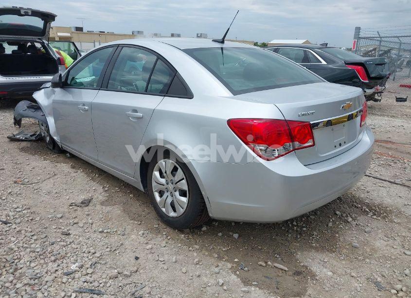 Photo 3 of 2014 Chevrolet Cruze LS AUTO (VIN 1G1PA5SG7E7154005)