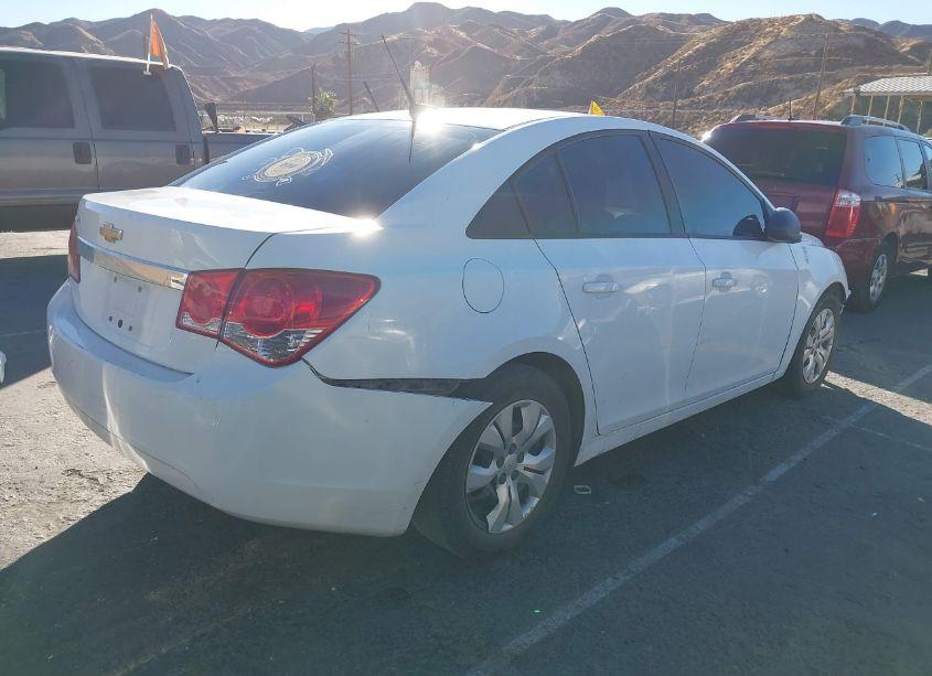 Photo 4 of 2014 Chevrolet Cruze LS AUTO (VIN 1G1PA5SG7E7191233)