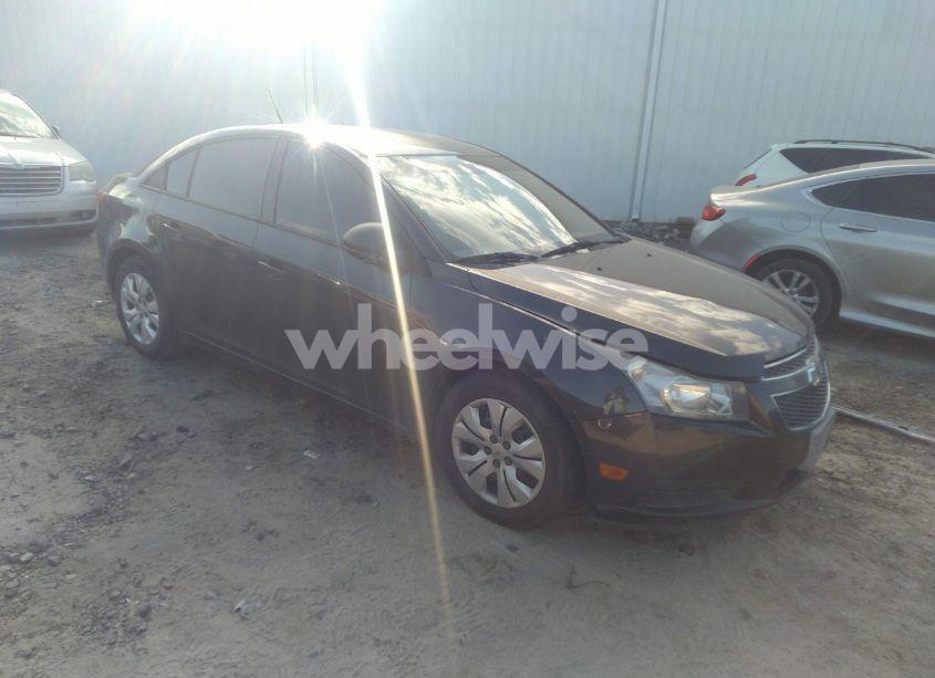 2014 Chevrolet Cruze LS AUTO (VIN 1G1PA5SG7E7349506) main photo