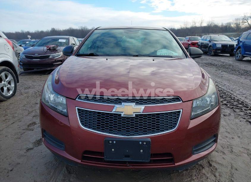 Photo 12 of 2013 Chevrolet Cruze LS AUTO (VIN 1G1PA5SG8D7176626)