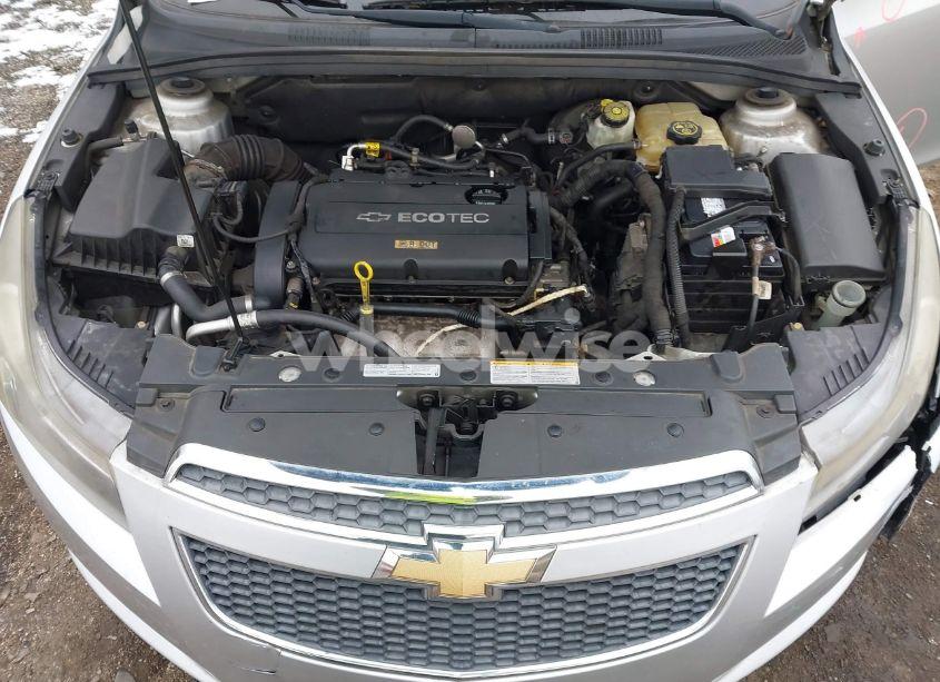 Photo 10 of 2013 Chevrolet Cruze LS AUTO (VIN 1G1PA5SG8D7291114)