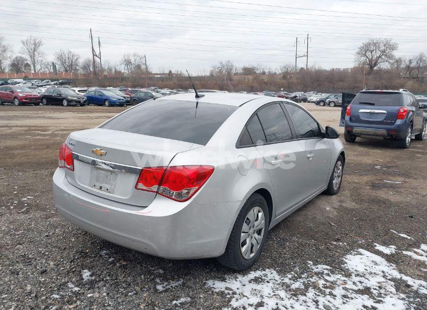 Photo 14 of 2013 Chevrolet Cruze LS AUTO (VIN 1G1PA5SG8D7291114)