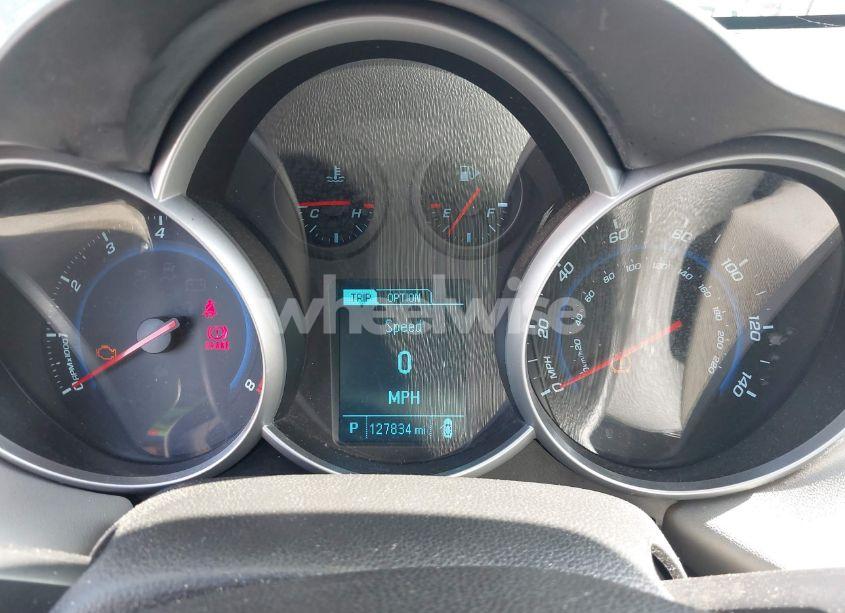 Photo 7 of 2013 Chevrolet Cruze LS AUTO (VIN 1G1PA5SG8D7298080)