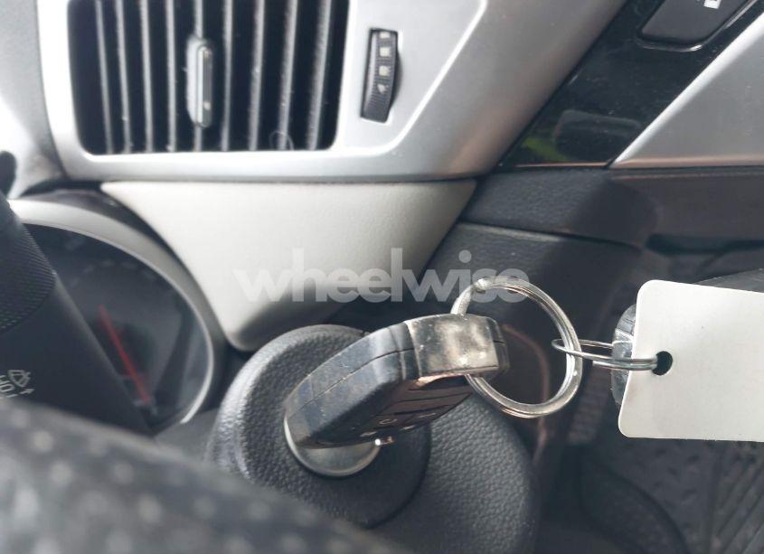 Photo 11 of 2013 Chevrolet Cruze LS AUTO (VIN 1G1PA5SG8D7302872)