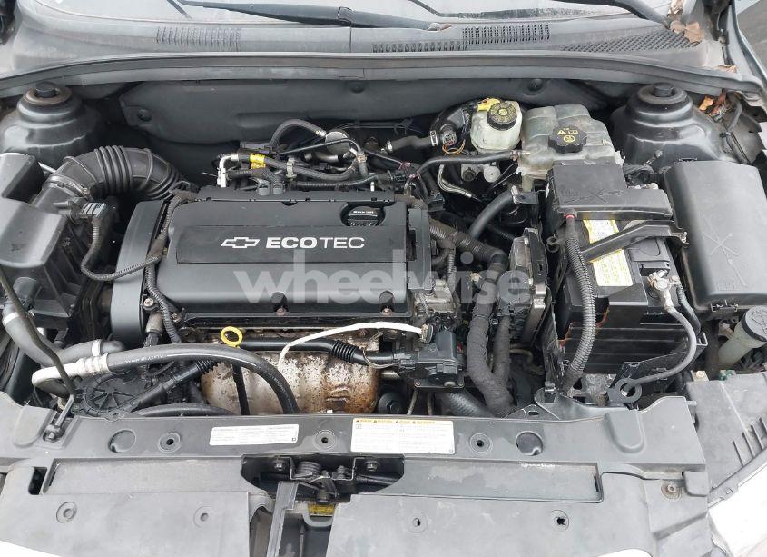 Photo 10 of 2014 Chevrolet Cruze LS AUTO (VIN 1G1PA5SG8E7260687)