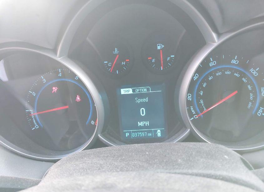 Photo 7 of 2014 Chevrolet Cruze LS AUTO (VIN 1G1PA5SG8E7291146)